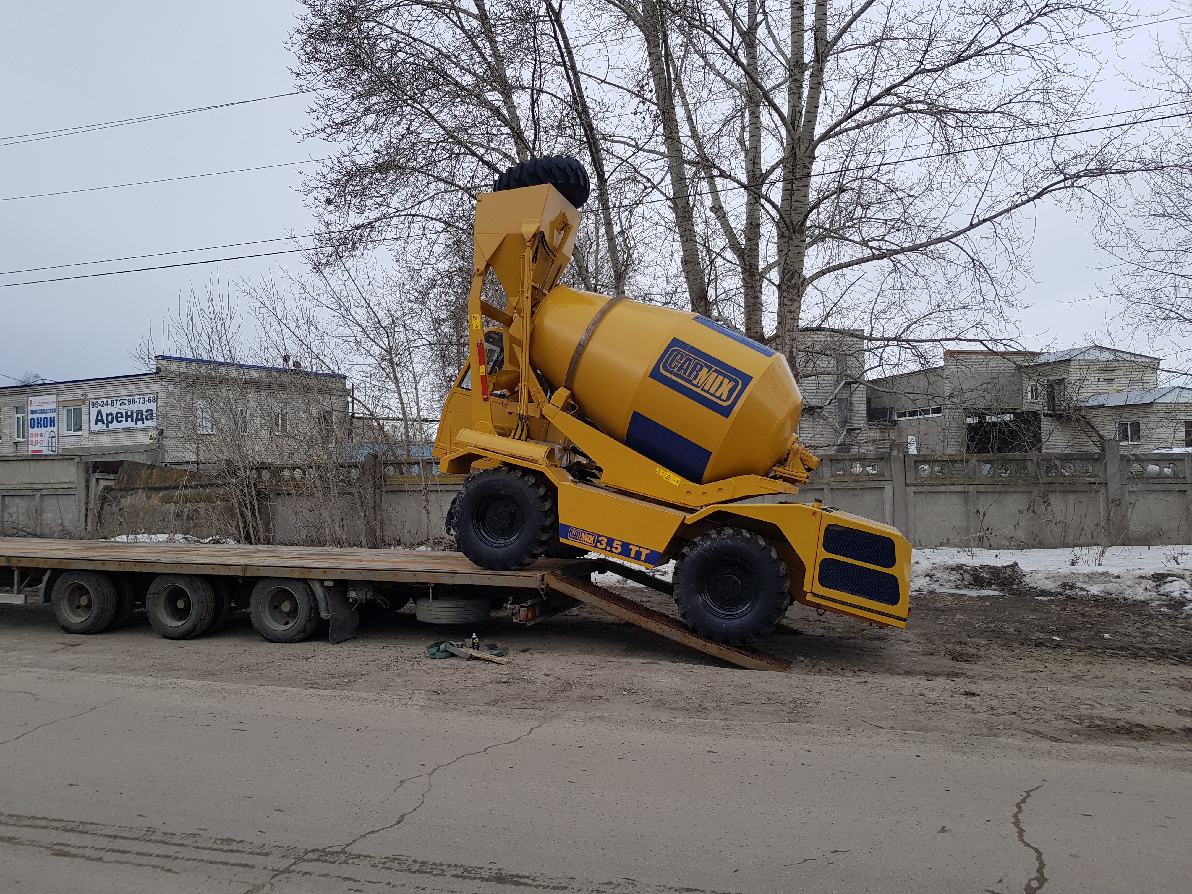 Отгрузка бетоносмесителя с самозагрузкой Carmix 3.5 TT в Ямало-ненецкий автономный округ